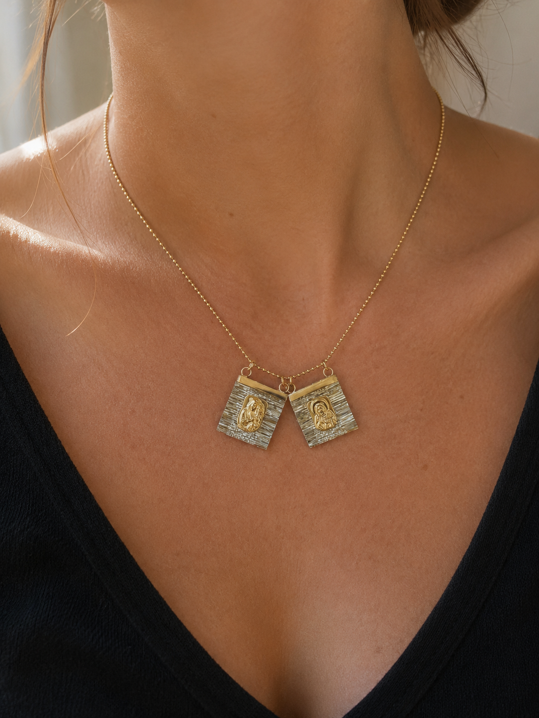 Golden linen scapular – golden medal