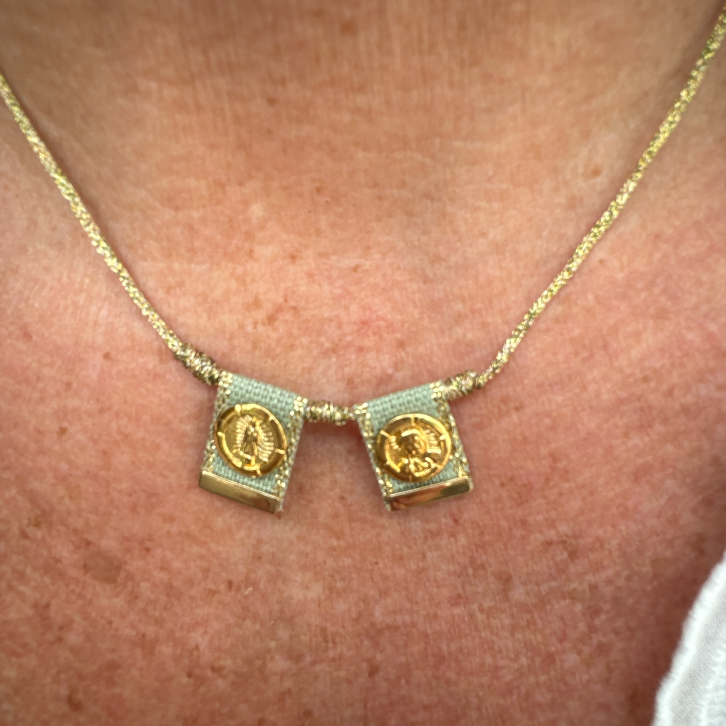 Cuchi Scapular Cord Glow Edition