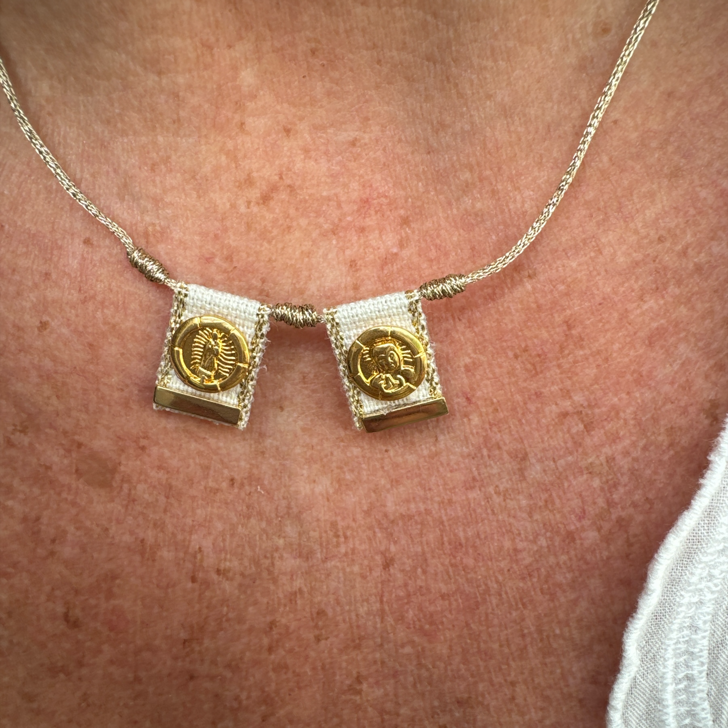 Cuchi Scapular Cord Glow Edition