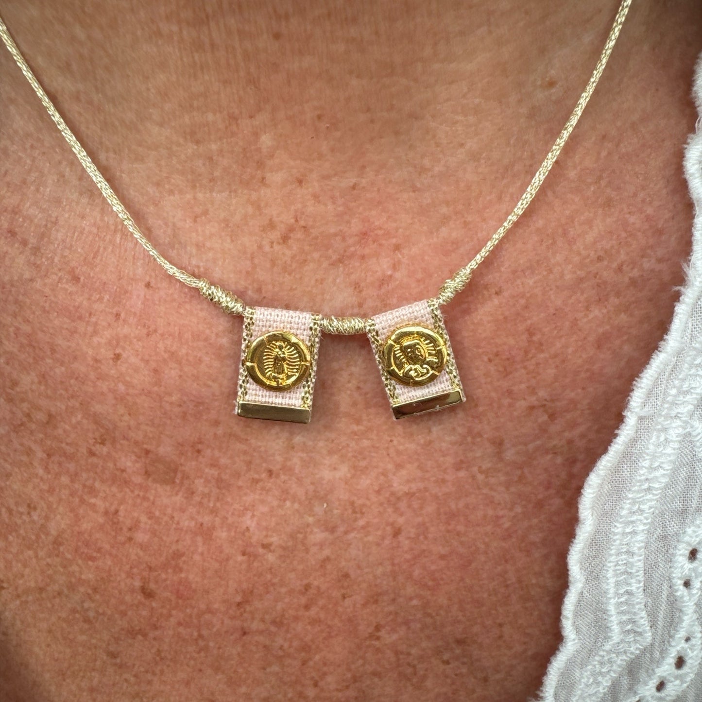 Cuchi Scapular Cord Glow Edition